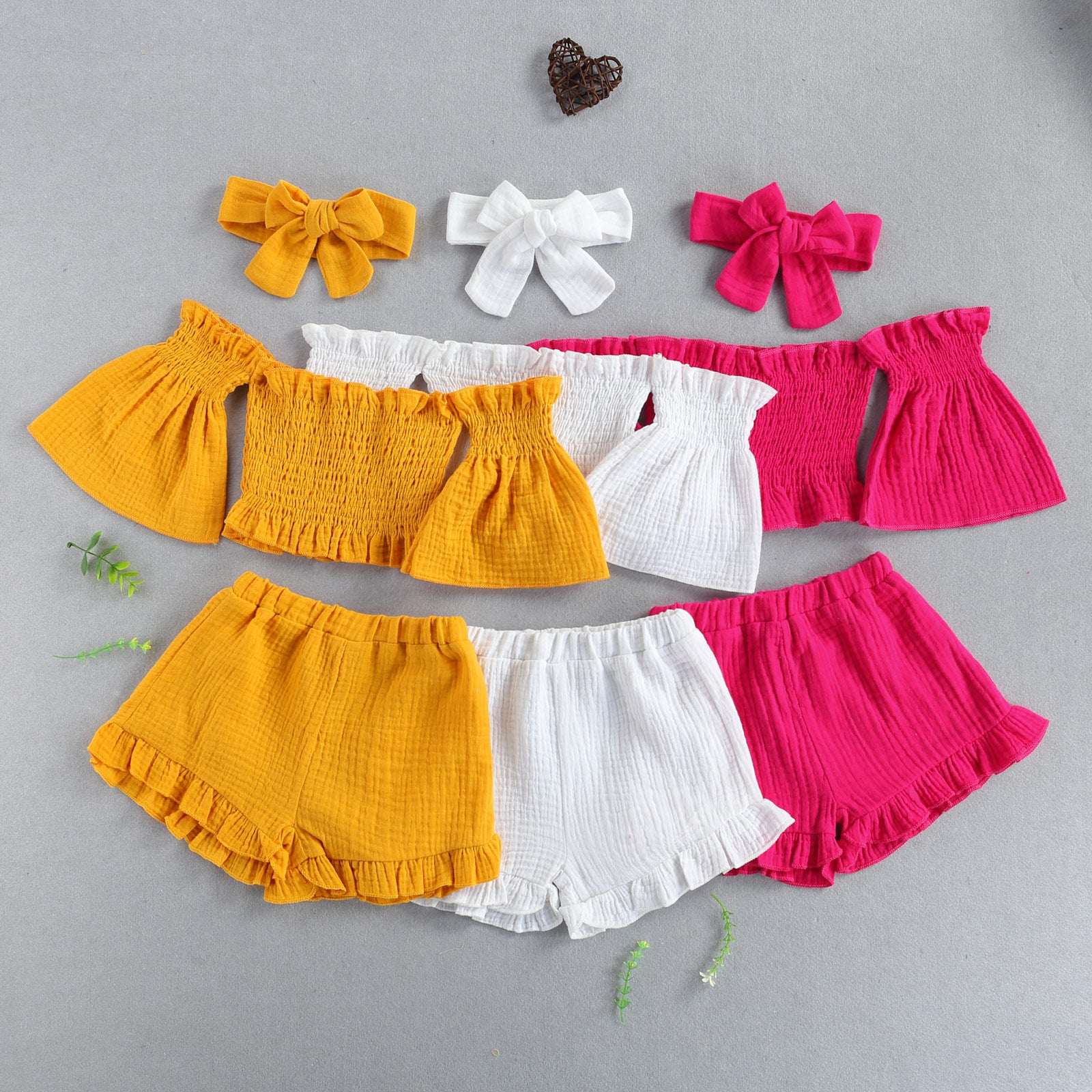 'Gabriella' Off the Shoulder Top & Shorts Set (2T-6T)